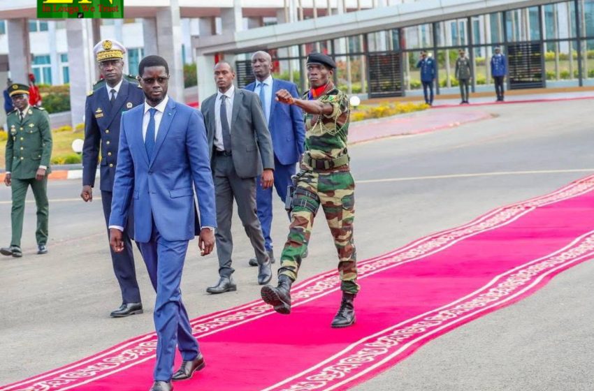  Le Présidente de la République du Sénégal 🇸🇳 en route vers ESPAGNE 🇪🇸 pour…